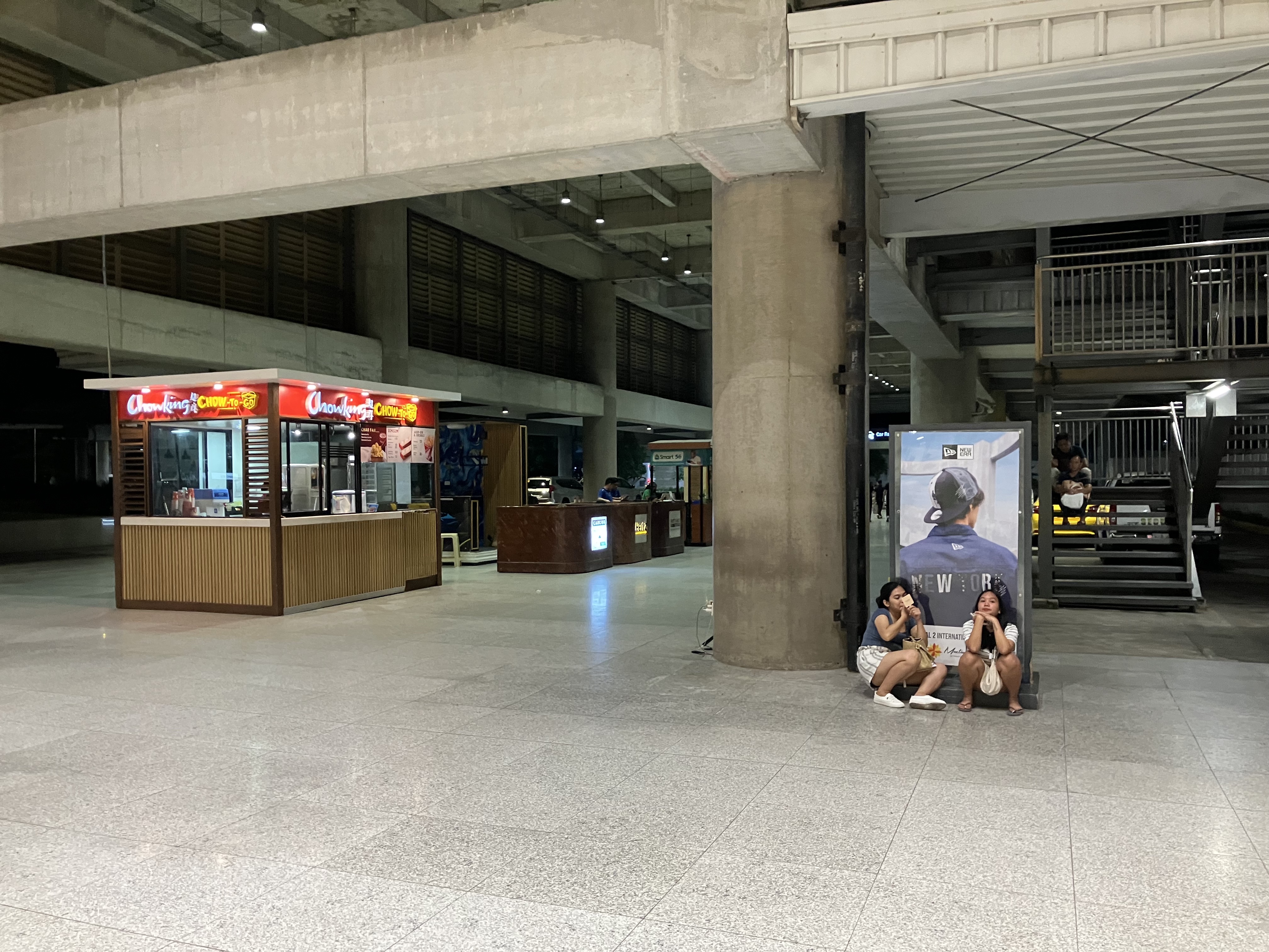 ターミナル2からタクシー乗り場まで